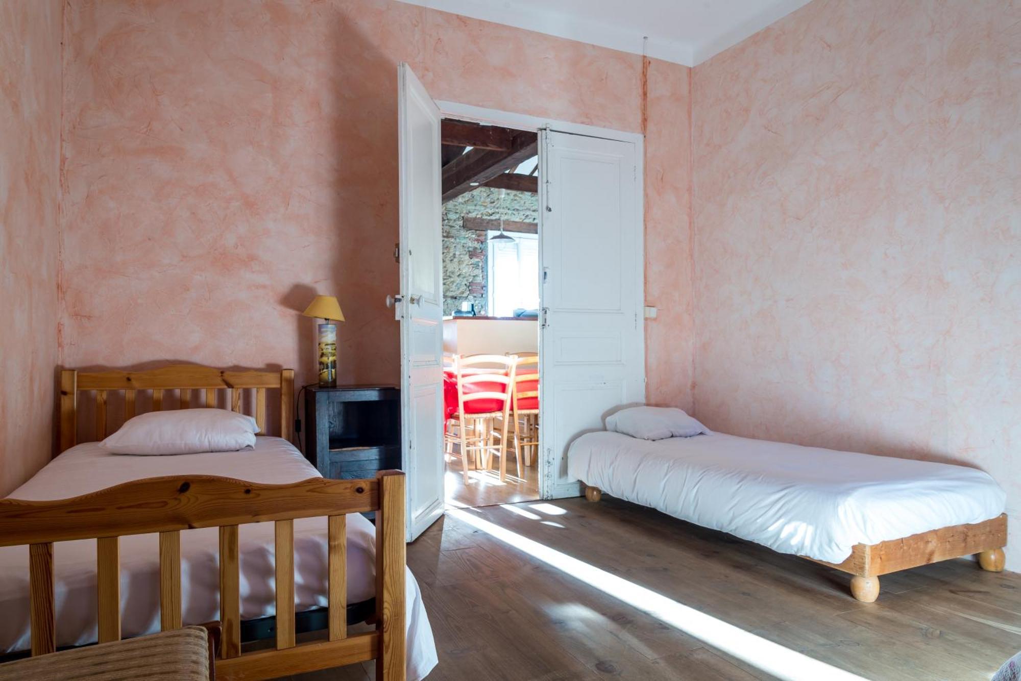 Domaine Du Mas Bazan Hotel Alenya Room photo